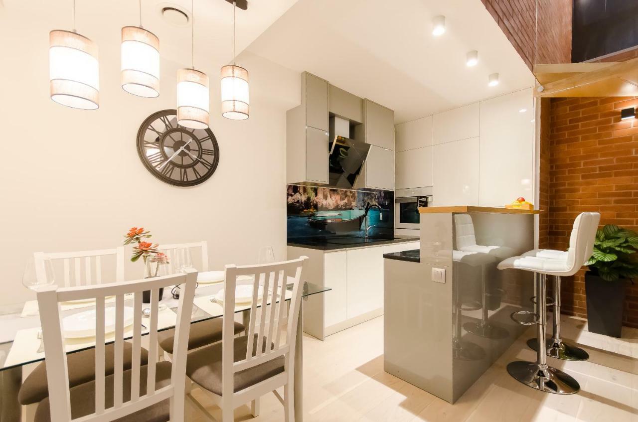 Central Penthouse With Terrace Krakow Ngoại thất bức ảnh
